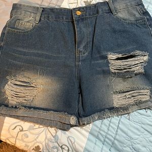 Jean shorts size XL from Amazon new never worn